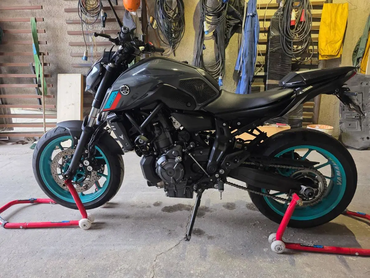 Yamaha MT-07 (2021 - 24) (7)