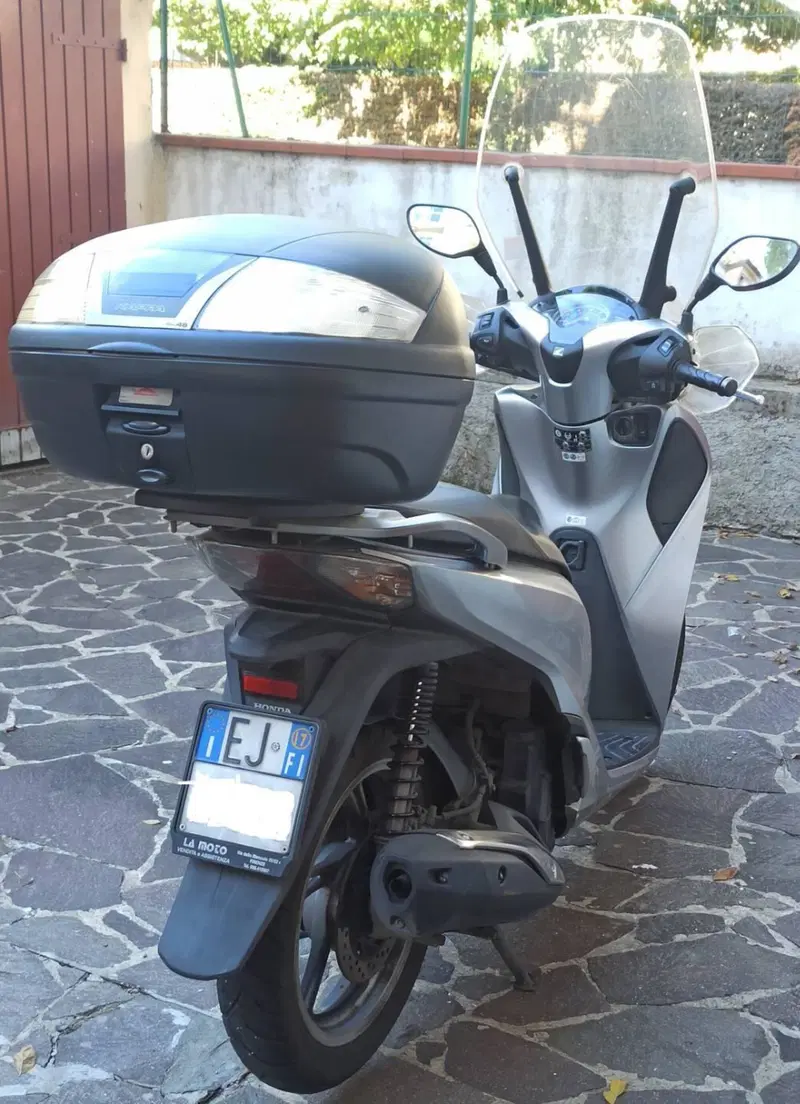 Honda SH 150i (2017 - 19) (2)