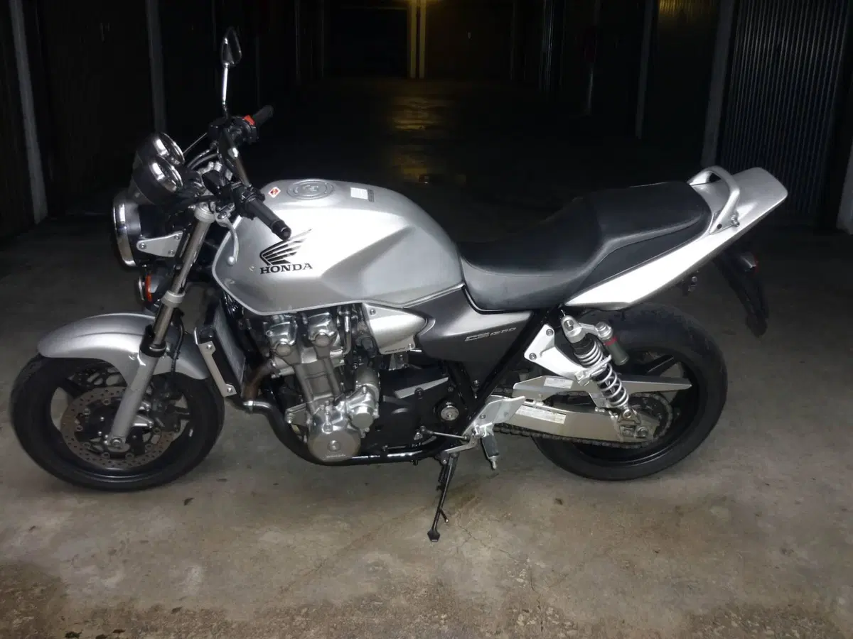 Honda CB 1300 (2003 - 06)