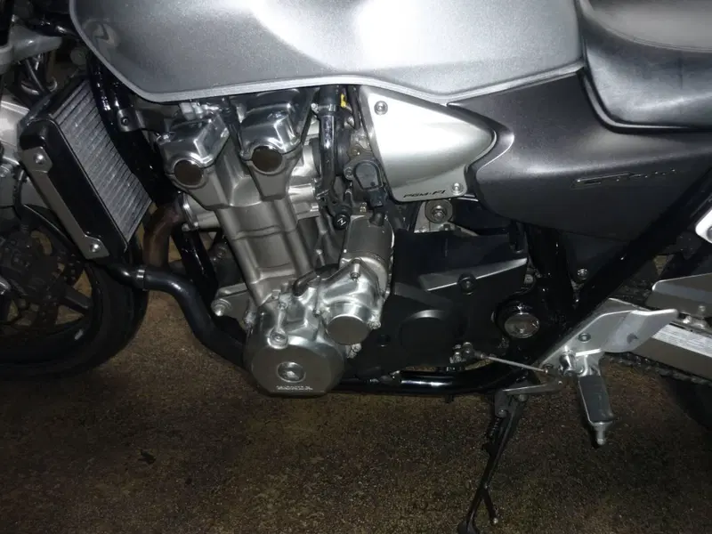 Honda CB 1300 (2003 - 06) (4)
