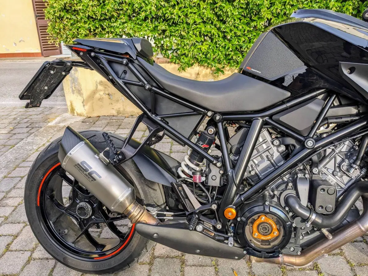 KTM 1290 Super Duke R ABS (2017 - 18) (4)