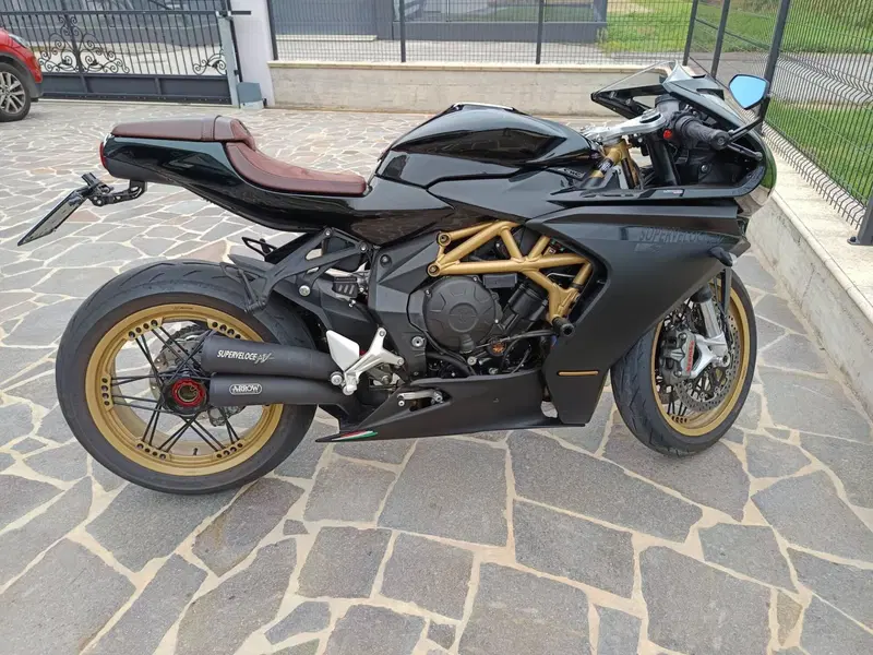 MV Agusta Superveloce 800 S (2021 - 25) (6)