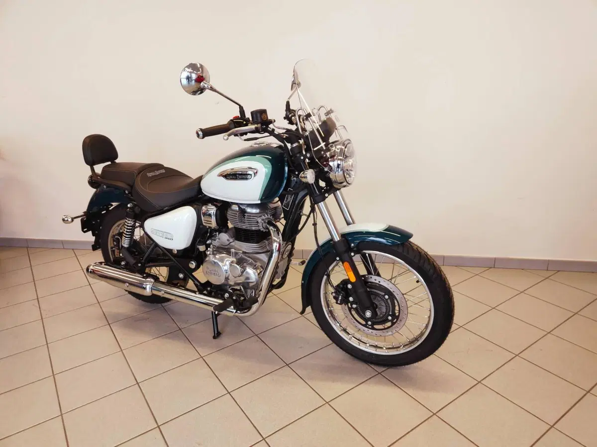 Royal Enfield Meteor 350 Aurora (2024 - 26) (4)