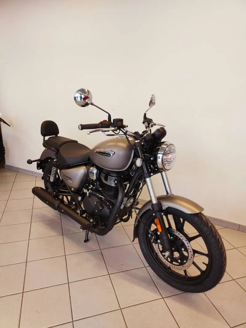 Royal Enfield Meteor 350 (2021 - 26) (4)