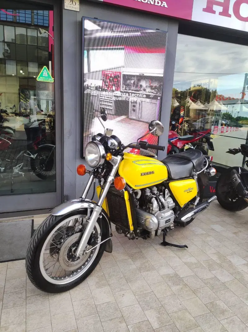 Honda GL GOLD WING 1000 1977 (2)