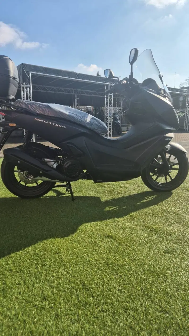 Kymco Skytown 125i (2024 - 26) (4)