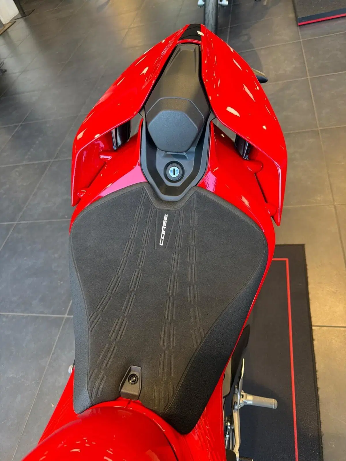 Ducati Panigale V4 S (2025 - 26) (11)