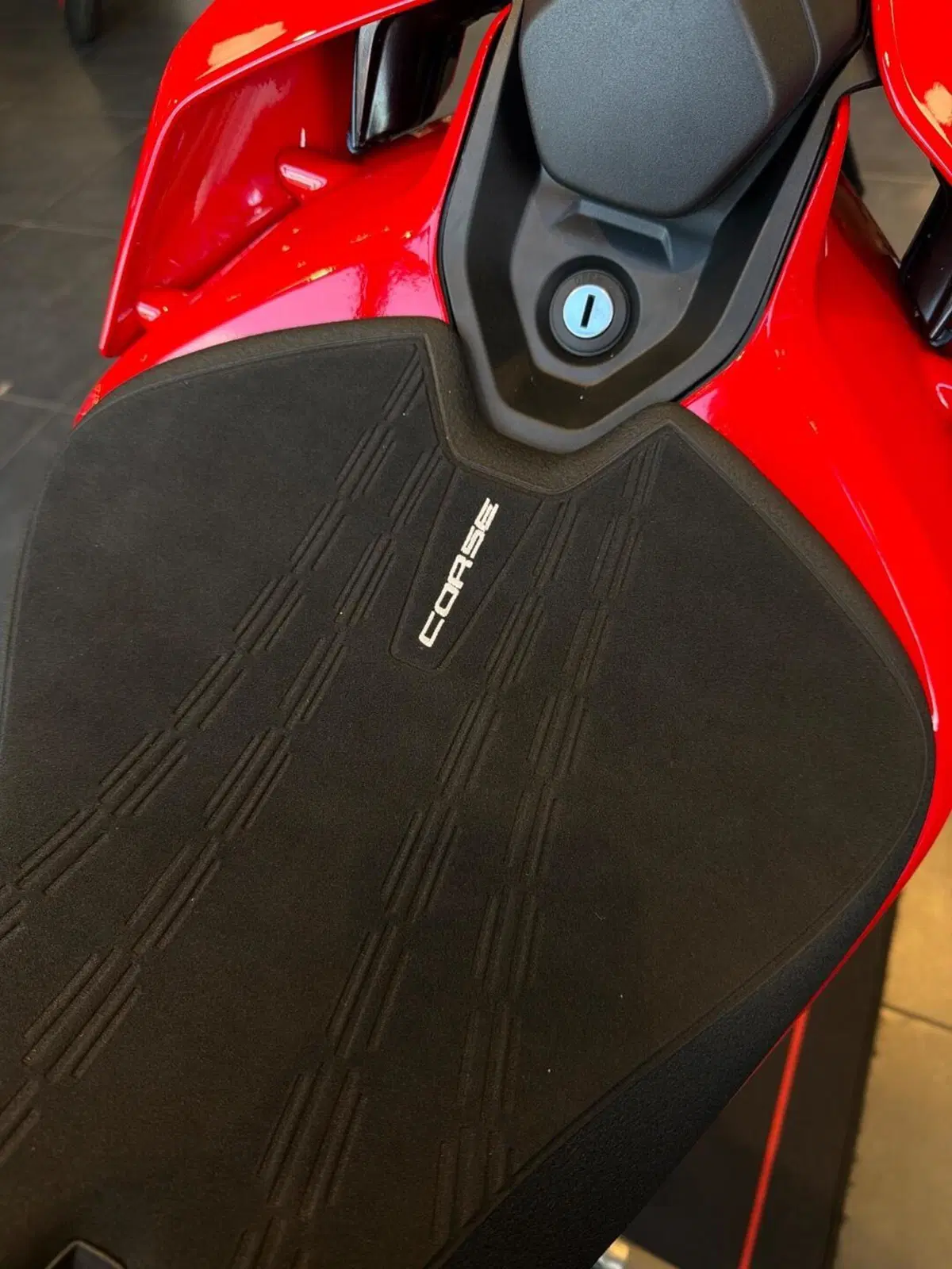 Ducati Panigale V4 S (2025 - 26) (12)