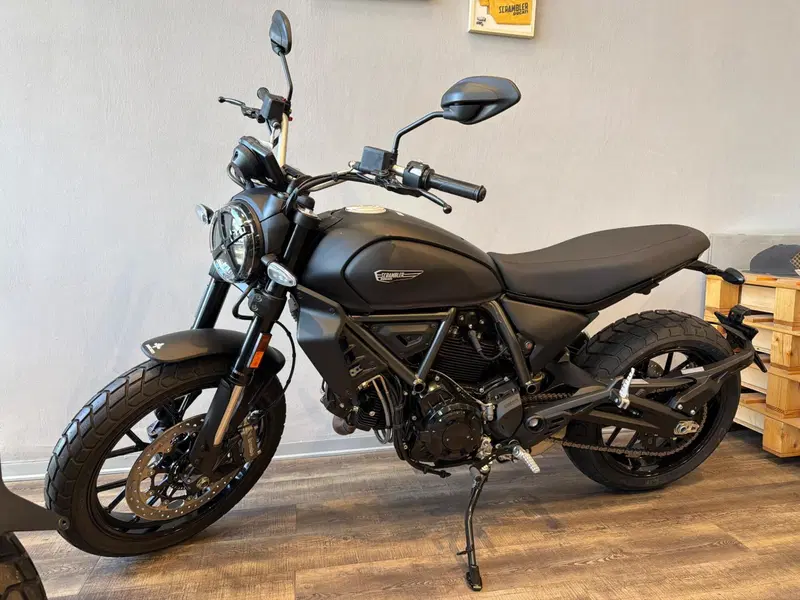 Ducati Scrambler 800 Icon Dark (2025 - 26)