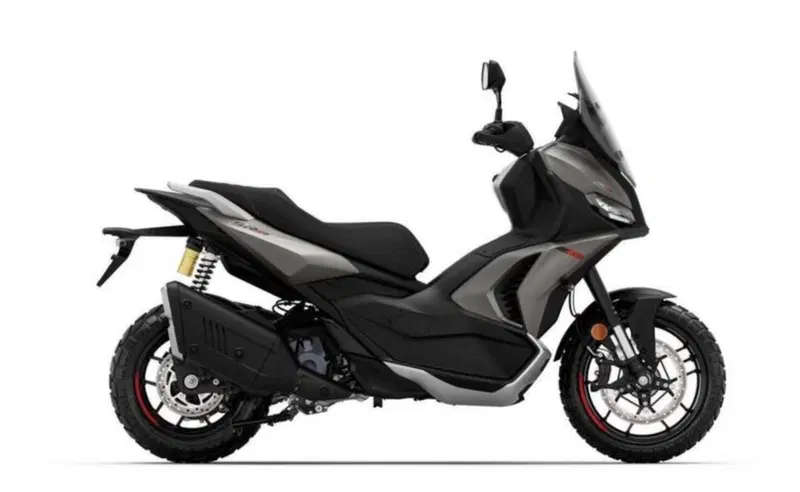 Aprilia SR GT 400