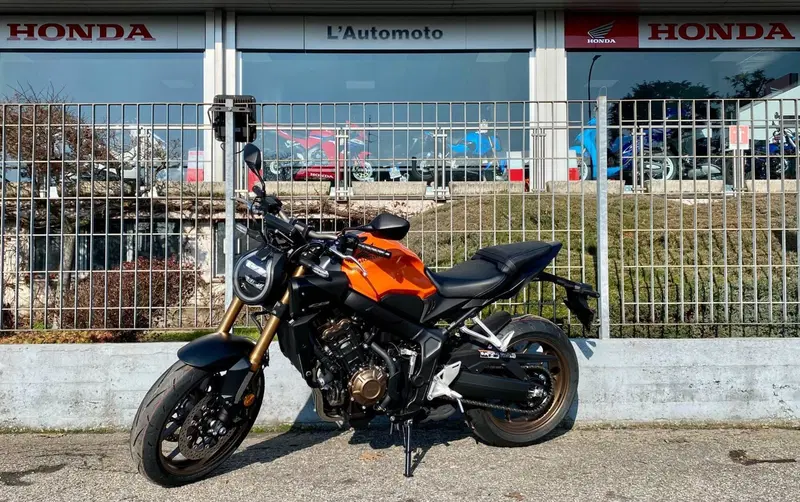 Honda CB 650 R E-Clutch (2024 - 26)
