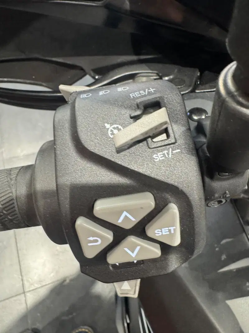 KTM 890 SMT (2023 - 25) (20)