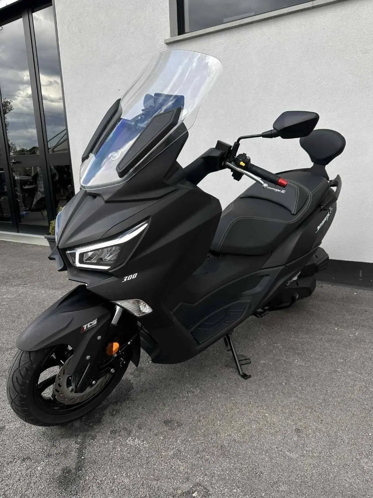 Sym Joymax 300 Z+ (2021 - 24) (6)