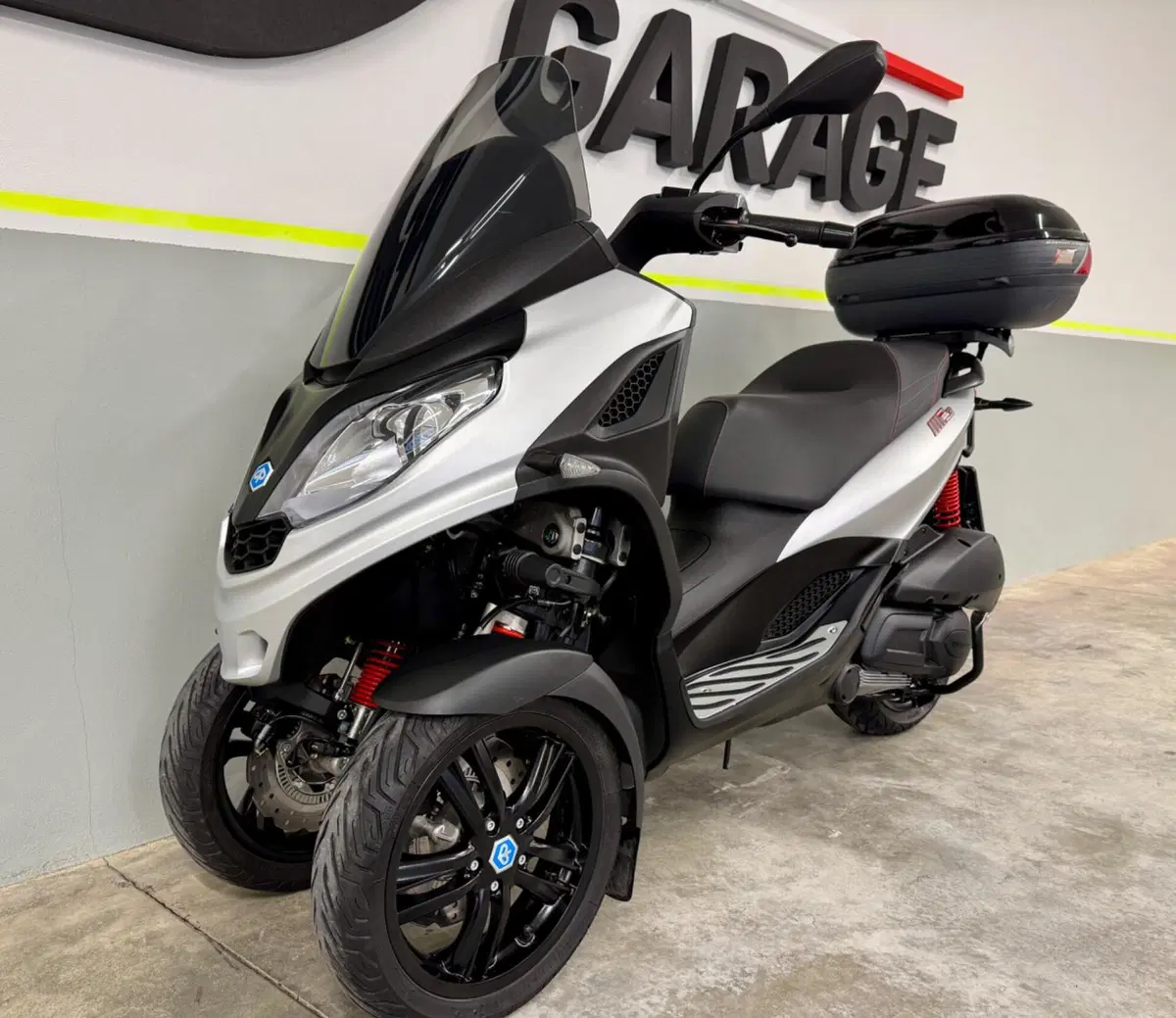 Piaggio MP3 300 Sport ABS Hpe (2021 - 24) (9)