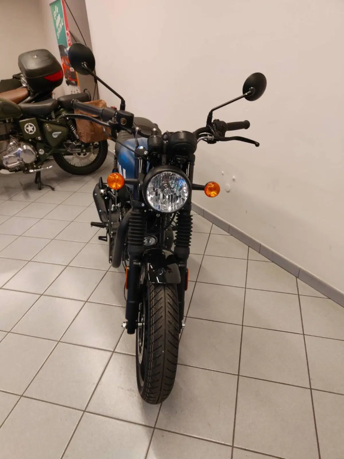Royal Enfield HNTR 350 (2022 - 26) (15)