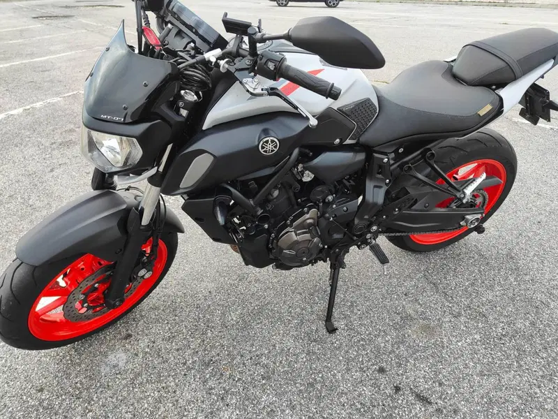 Yamaha MT-07 (2018 - 20) (10)