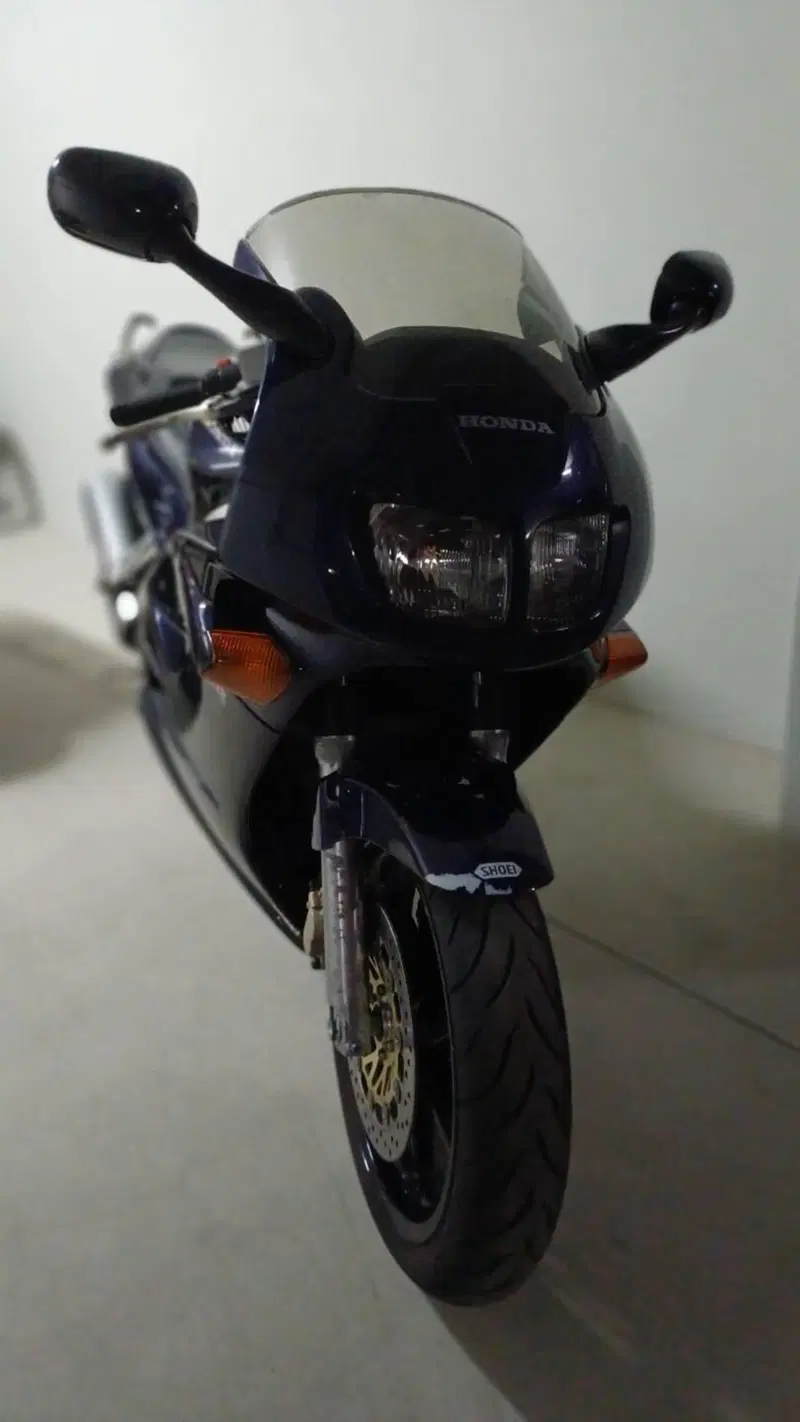Honda VFR 750  (2)