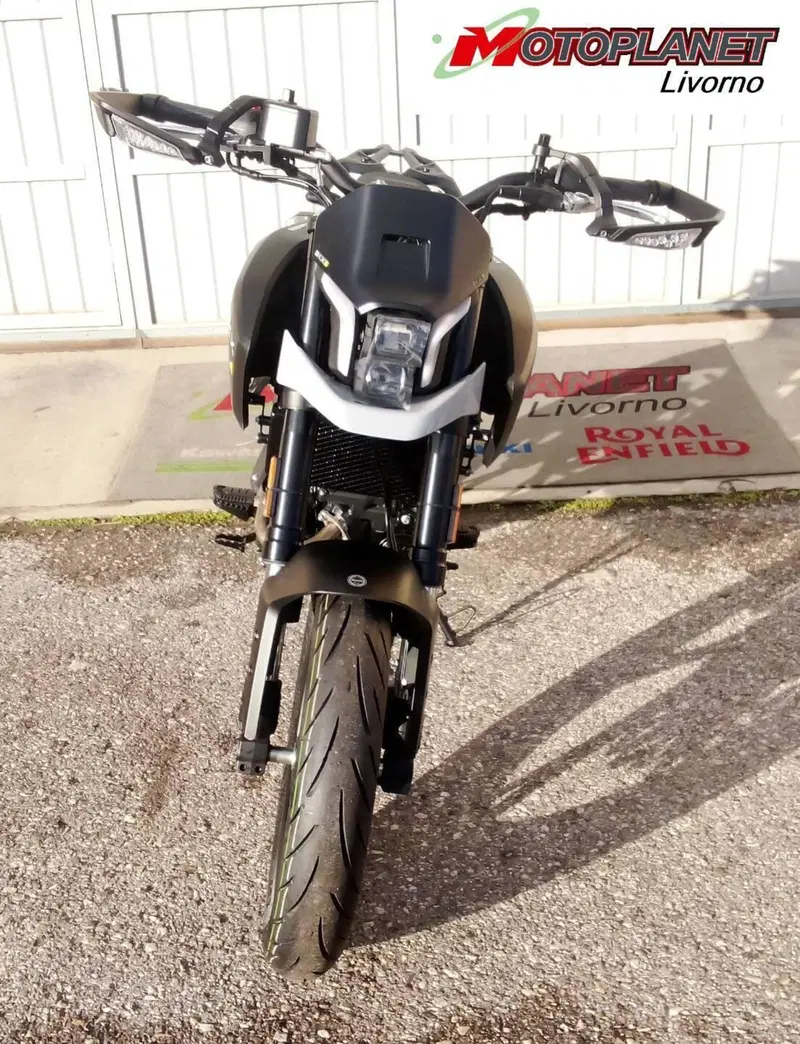 Benelli BKX 125 S (2026) (2)