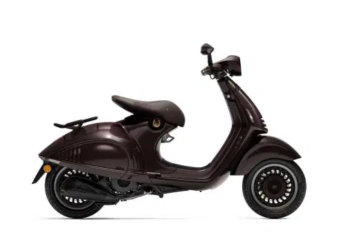 Vespa Vespa 946