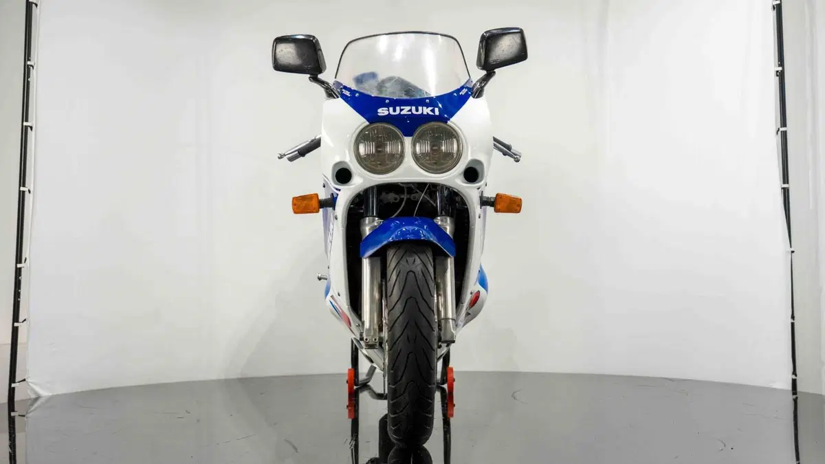 Suzuki GSX-R 750 (3)