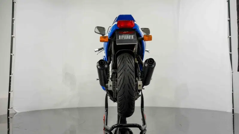 Suzuki GSX-R 750 (7)