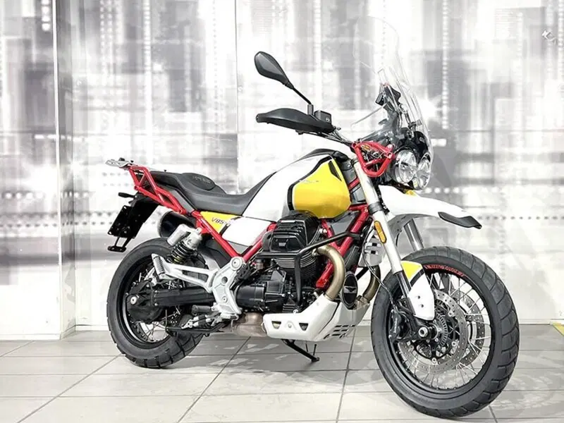 Moto Guzzi V85 TT Evocative Graphics (2019 - 20)
