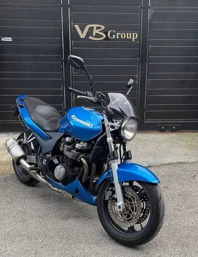 Kawasaki ZR-7 (2001 - 04) usata