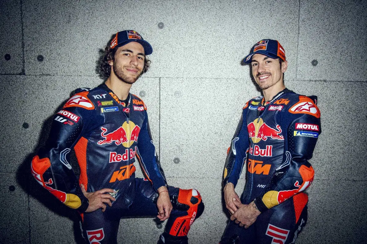 Ecco le nuove KTM Tech3 di Bastianini e Vinales. La novità è che... no, sono uguali (16)