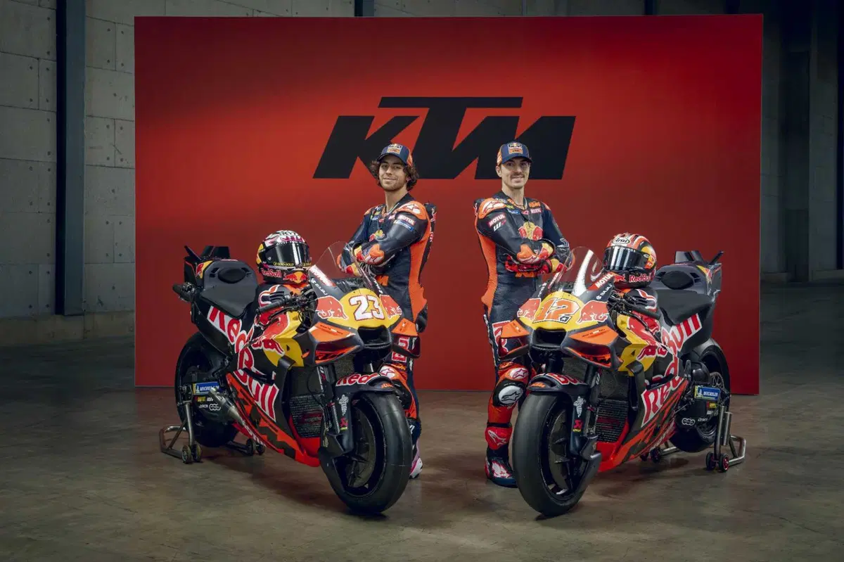 Ecco le nuove KTM Tech3 di Bastianini e Vinales. La novità è che... no, sono uguali (18)