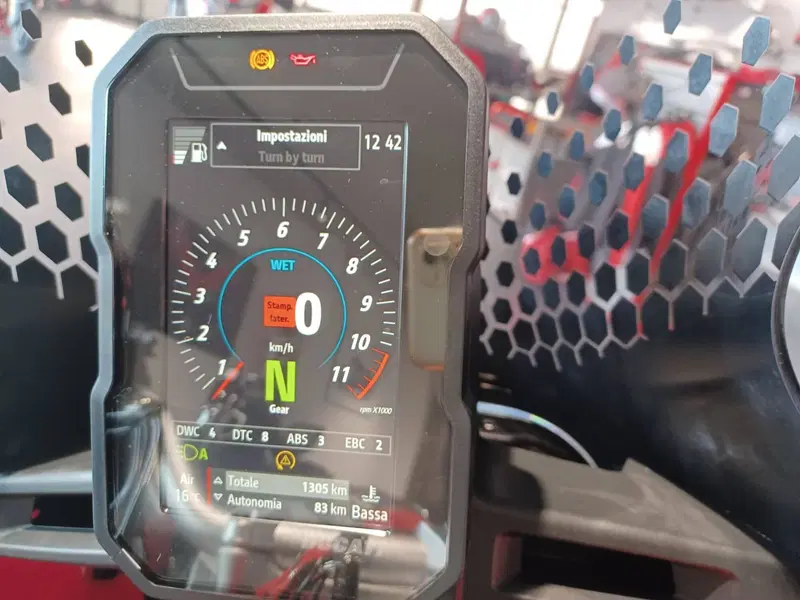 Ducati DesertX Discovery (2025) (3)