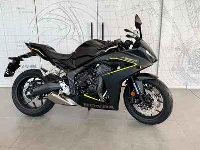 Honda CBR 650 R E-Clutch (2024 - 26) nuova