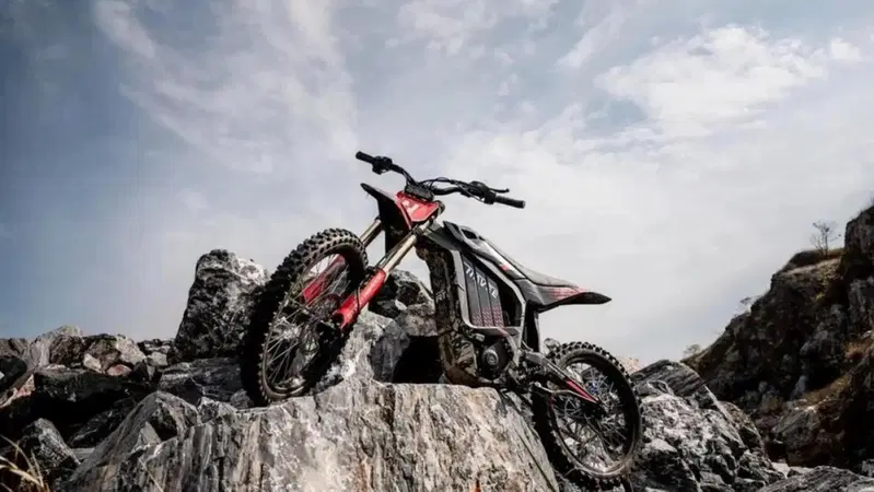 Elettrica, leggera e compatta: ecco la Navee Storm X Pro