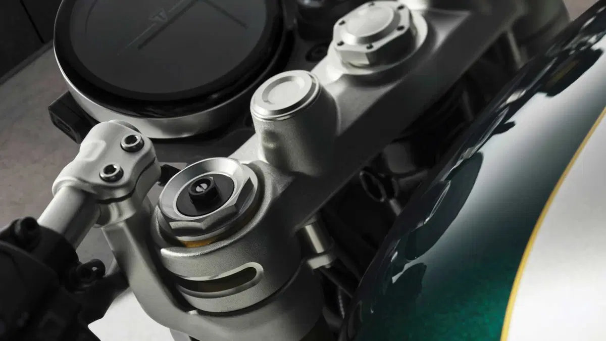 Triumph Speed Twin 1200 Speed Twin 1200 Cafe Racer Edition (2026) (16)