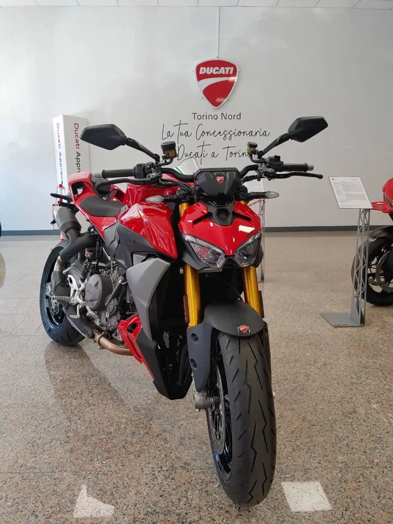 Ducati Streetfighter V2 S (2025 - 26) (2)