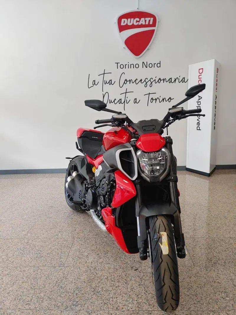 Ducati Diavel V4 (2023 - 26) (2)