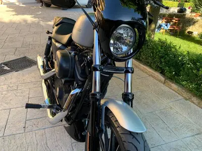 Harley-Davidson 883 Iron (2009 - 11) - XL 883N usata
