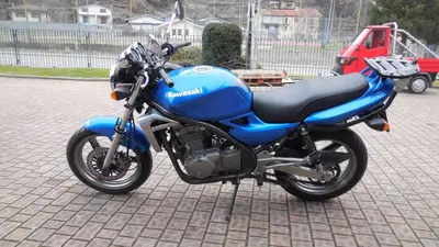 Kawasaki ER-5 500 (1996 - 00) usata