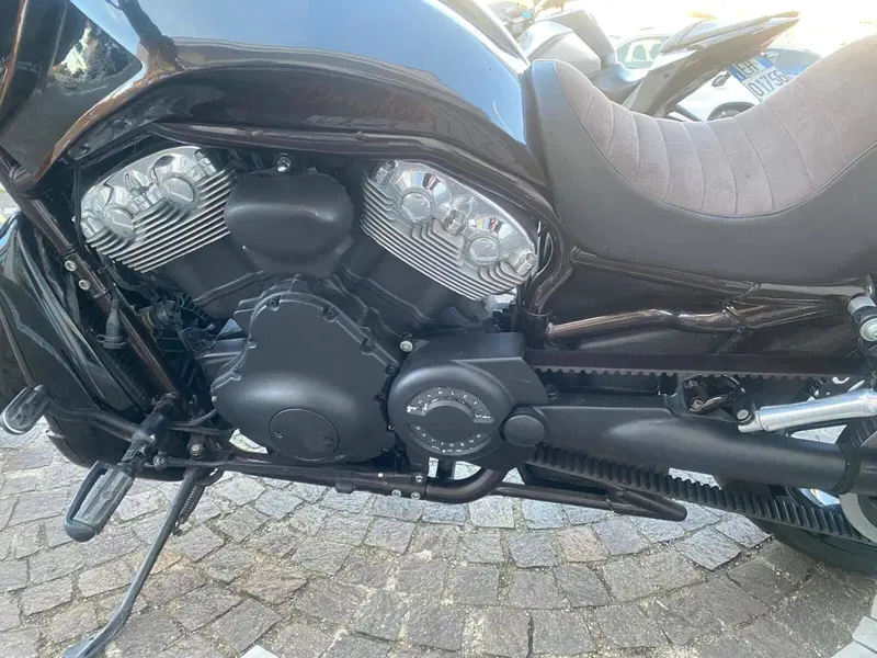 Harley-Davidson 1130 V-Rod (2002 - 05) - VRSCA (5)