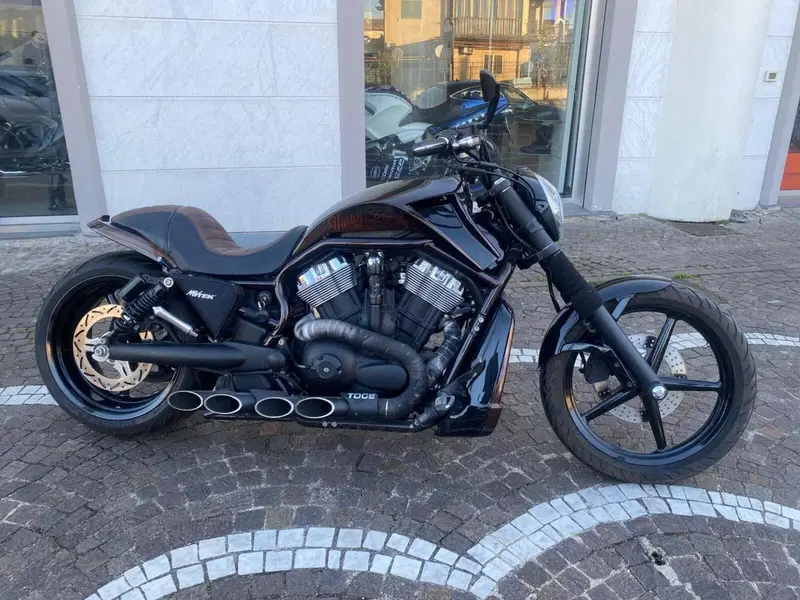 Harley-Davidson 1130 V-Rod (2002 - 05) - VRSCA