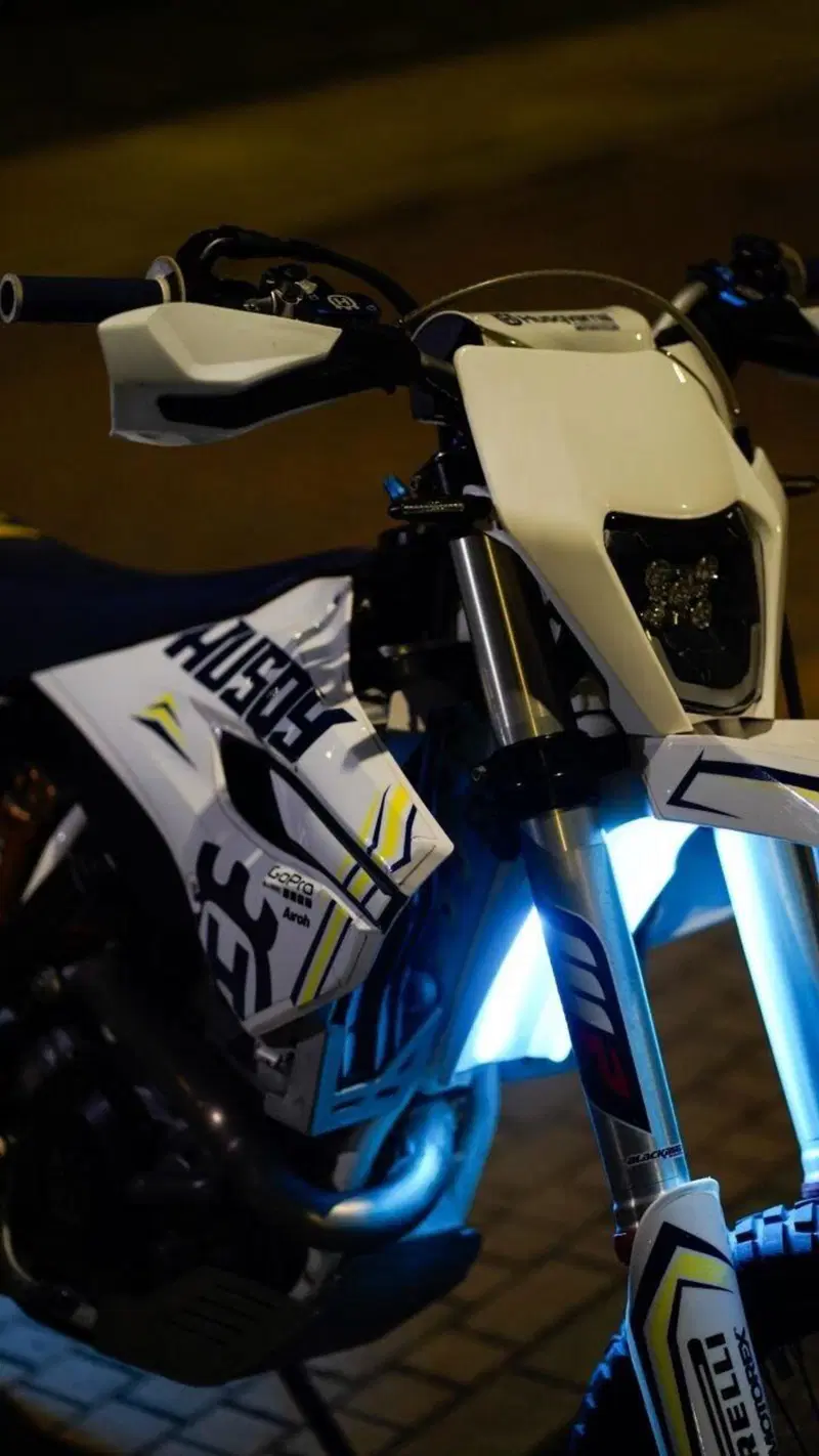 Husqvarna FE 450 (2015) (4)