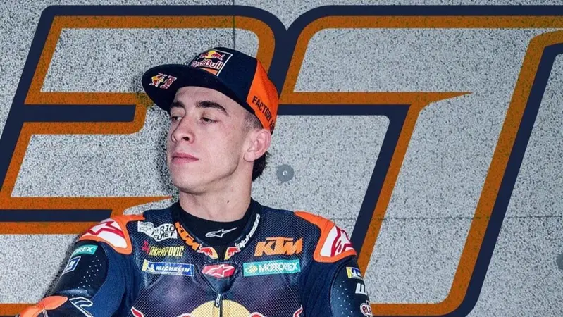 MotoGP 2026. Pedro Acosta su KTM: "Sono stato duro, ho chiesto tre cose precise". Su Marc M&aacute;rquez: "Dovrebbe avere il numero 1"