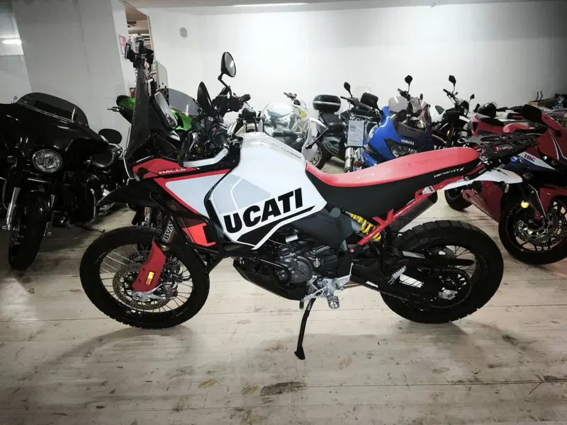 Ducati DesertX Rally (2024 - 25) (3)