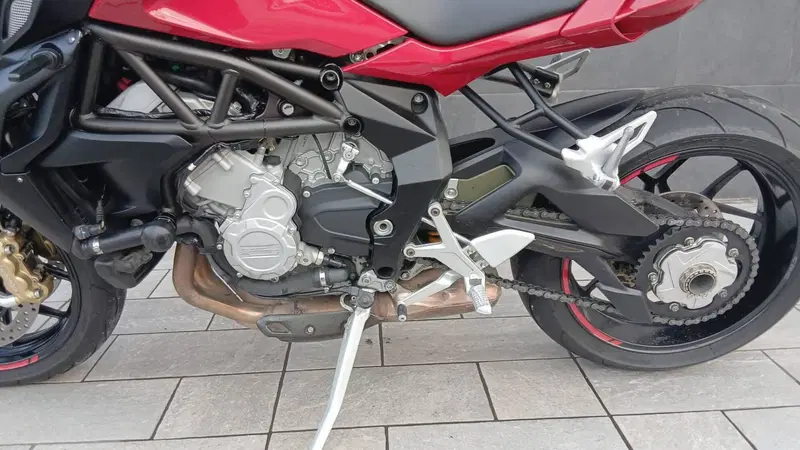 MV Agusta Brutale 675 (2011 - 15) (6)