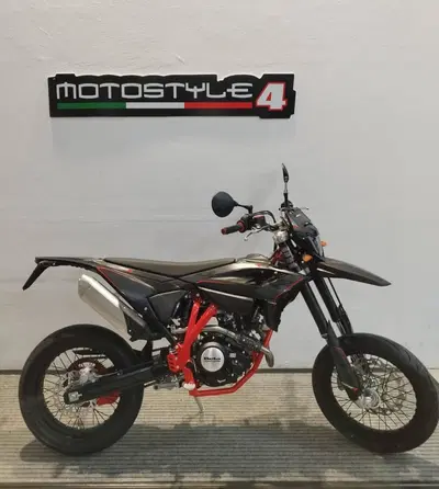 Betamotor RR 125 4T Motard R (2025 - 26) nuova