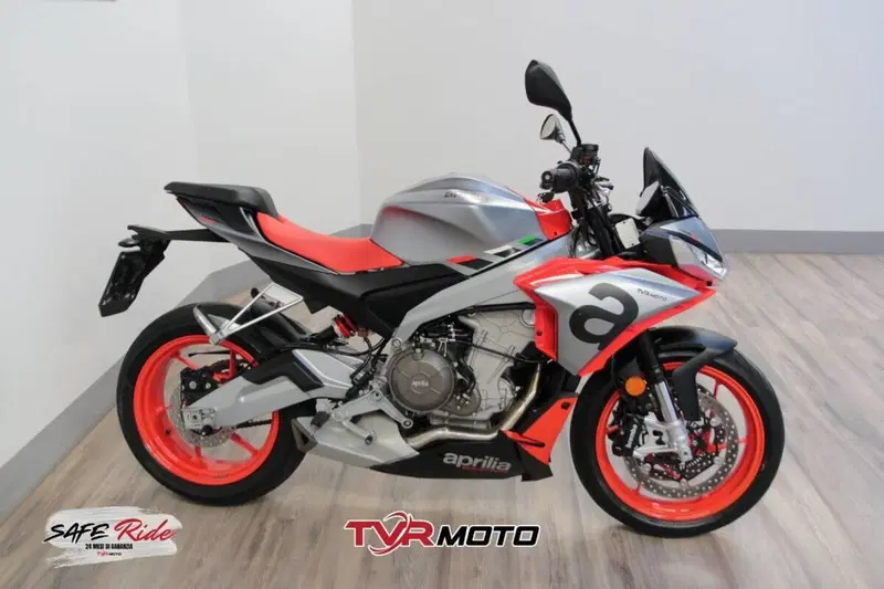 Aprilia Tuono 660 (2021 - 25) (2)