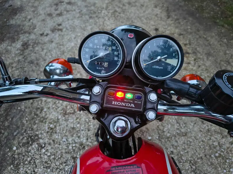 Honda 350 four (4)