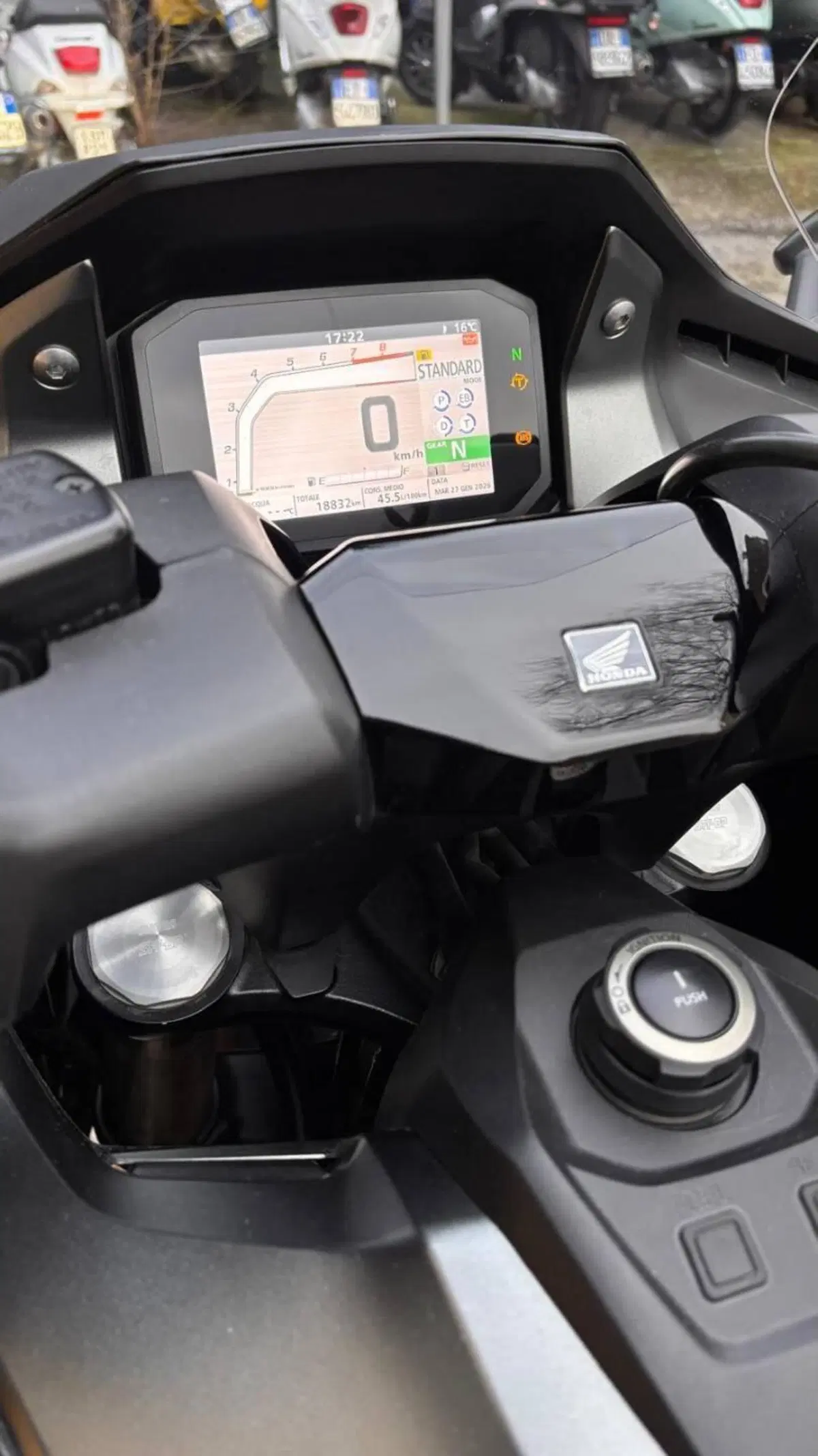 Honda Forza 750 DCT (2021 - 24) (3)