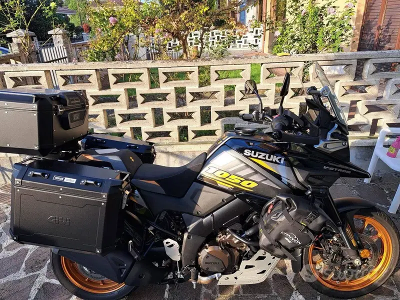 Suzuki V-Strom 1050XT (2020 - 23) (3)
