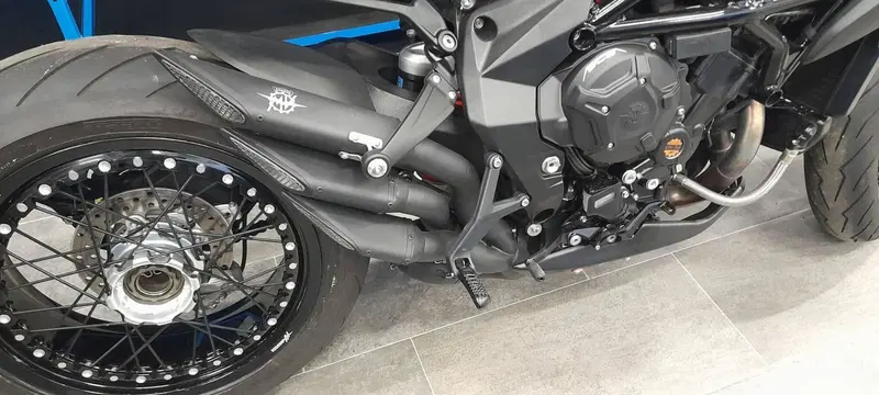 Scarico MV Agusta Corse (3)