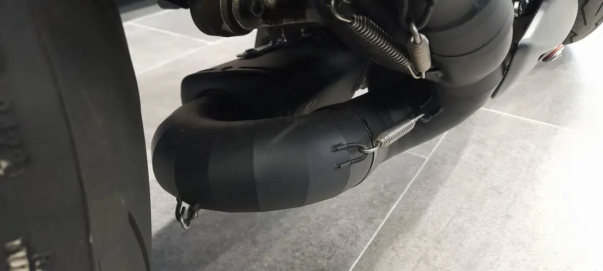 Scarico MV Agusta Corse (4)